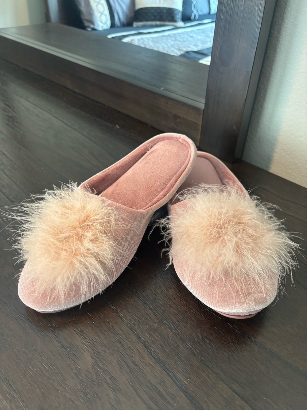 Pink Velvet Feather Pom Pom Slippers 9-10 Boudoir Pinup Burlesque Vintage Inspir